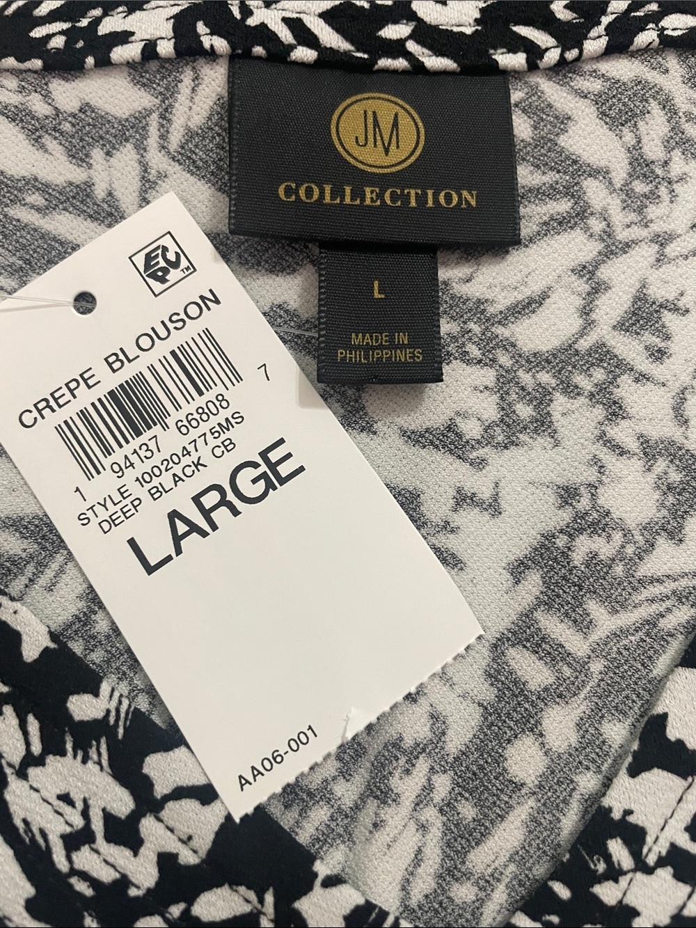 JM Collection V-Neck Top - Picture 2 of 7